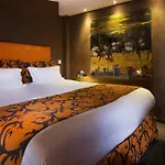 Makom Pereire Otel Paris
