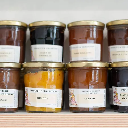 Makom Pereire Hotel 3*