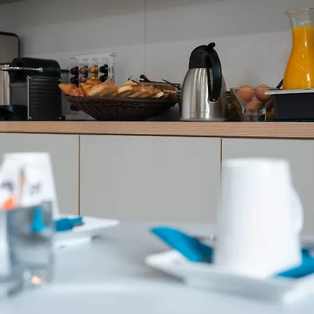 Hotel Makom Pereire Paris