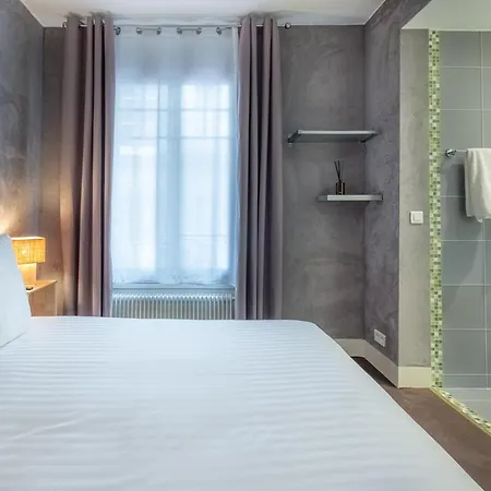Makom Pereire Hotel Paris