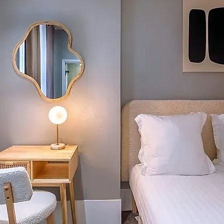 Makom Pereire Hotel París