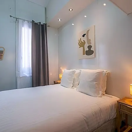 Makom Pereire Hotel