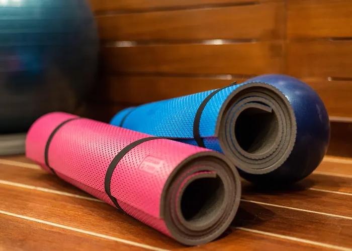 Makom Pereire Hotel Paris