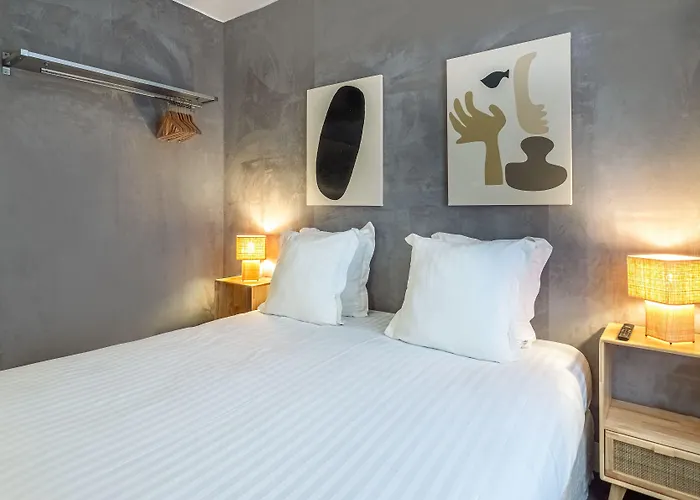 Makom Pereire Hotel Paryż